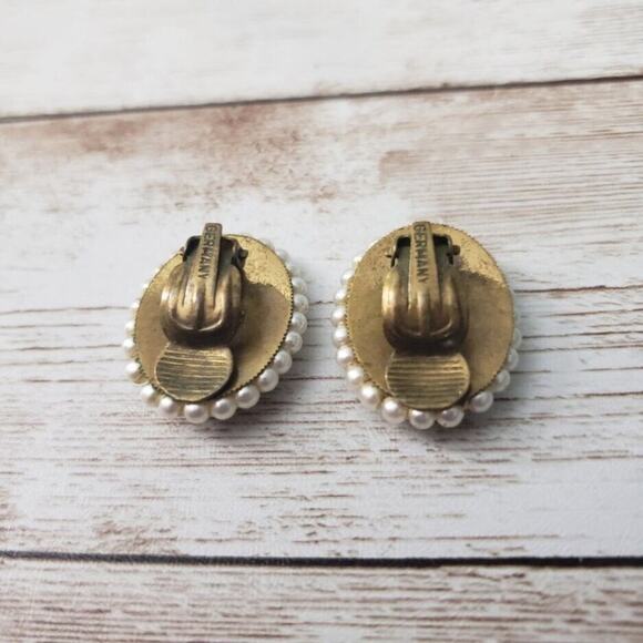 Vintage Clip On Earrings - White Oval with Faux Pearl Halo - Picture 3 of 4